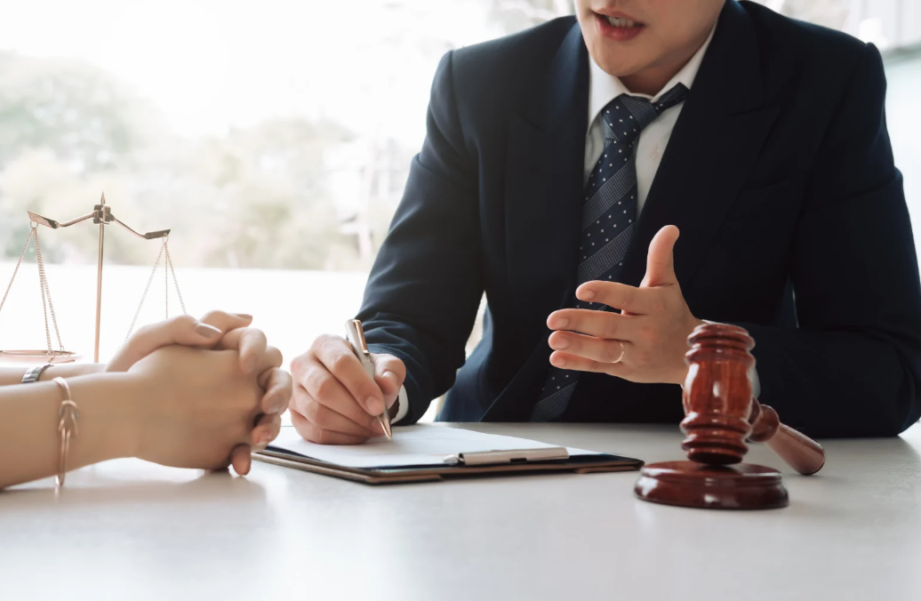 How Much Does a Franchise Lawyer Cost Canada
